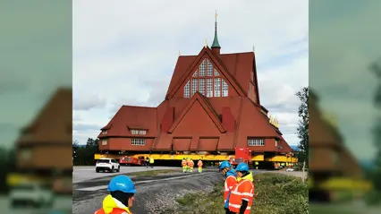Kyrka