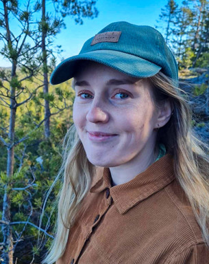 Porträttfoto av Clara Jonsson