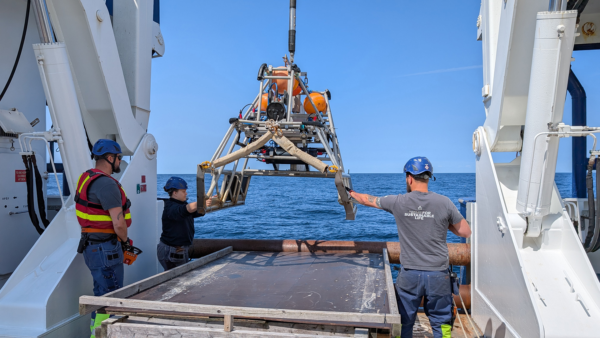 Deploying sampling equipment