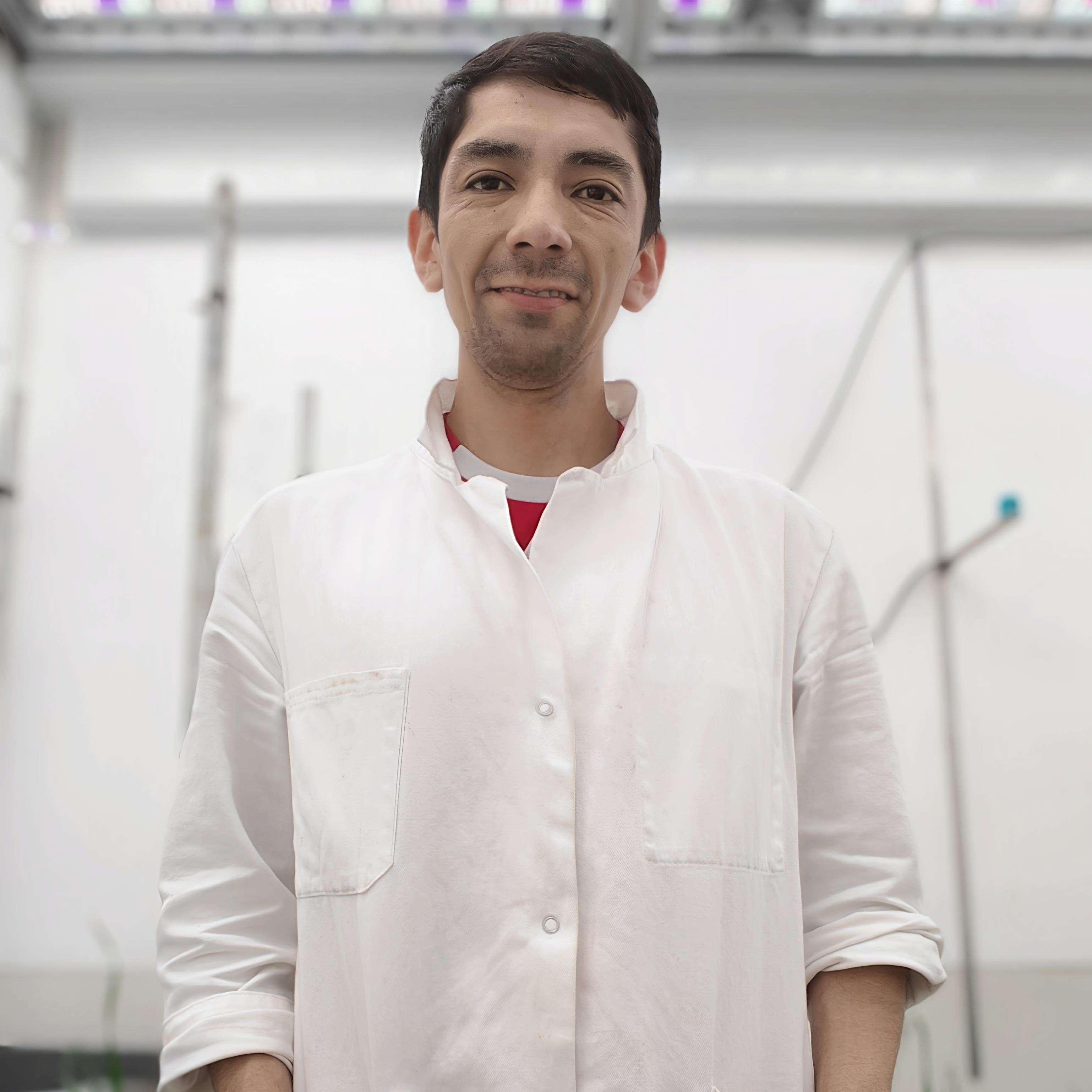 Portrait photo of Gustavo Panique Casso