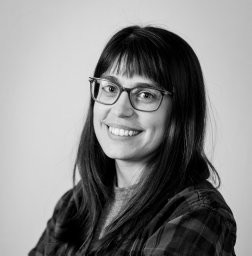Portrait photo of Priscila Pinto