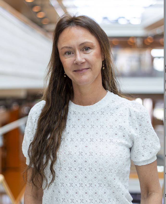 Porträttfoto av Gabriella Lindgren
