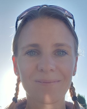 Porträttfoto av Hanna Lindqvist