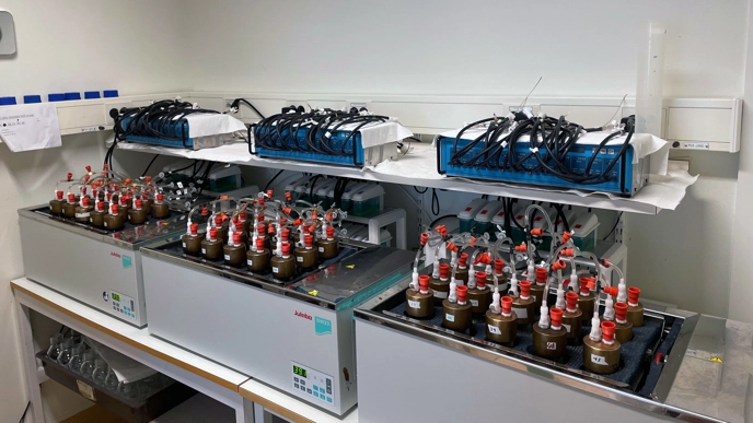 Utrustning för mätning av in vitro gasproduktion.