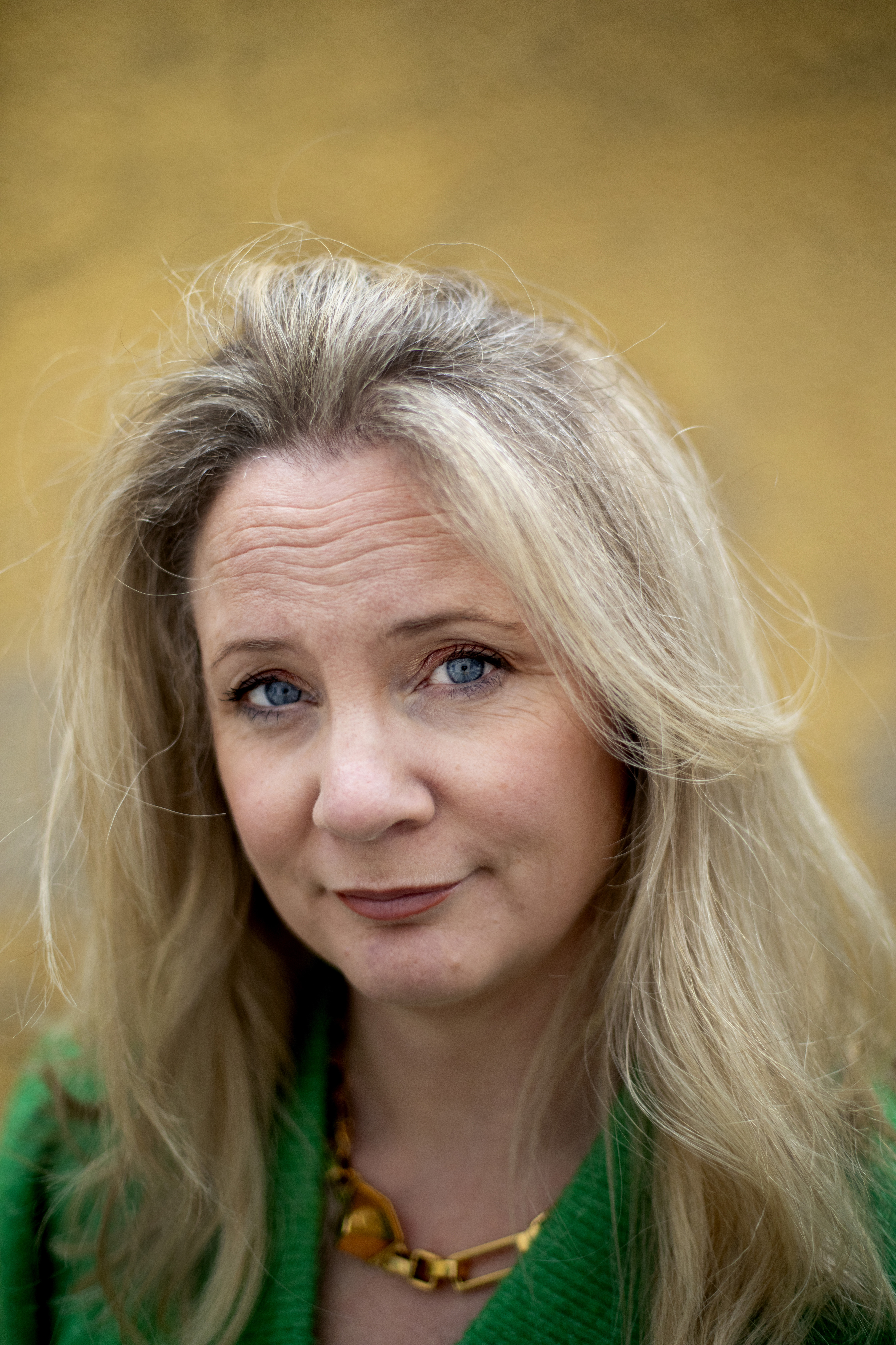 Portrait photo of Karin Montgomery