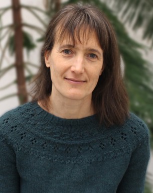 Portrait photo of Jeannette Eggers