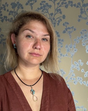 Portrait photo of Sille Holm