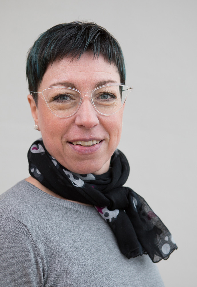 Portrait photo of Erika Roman
