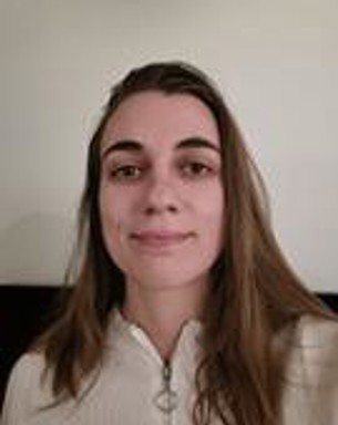 Portrait photo of Anna Leclercq