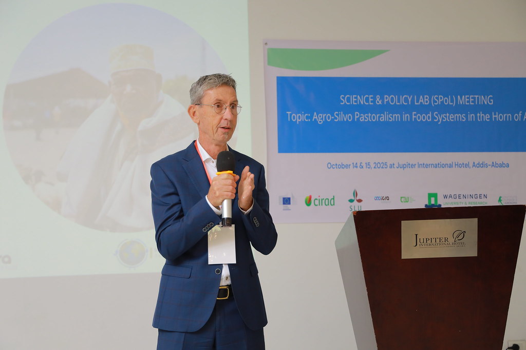 Bart de Steenhuijsen Piters from Wageningen University & Research presented the results of the ASP study. Photo: Koffi Olulumazo Alinon