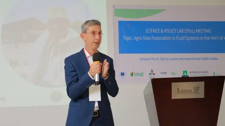 Bart de Steenhuijsen Piters from Wageningen University & Research presented the results of the ASP study. Photo: Koffi Olulumazo Alinon