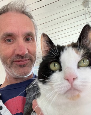 Portrait photo of Matthew Low