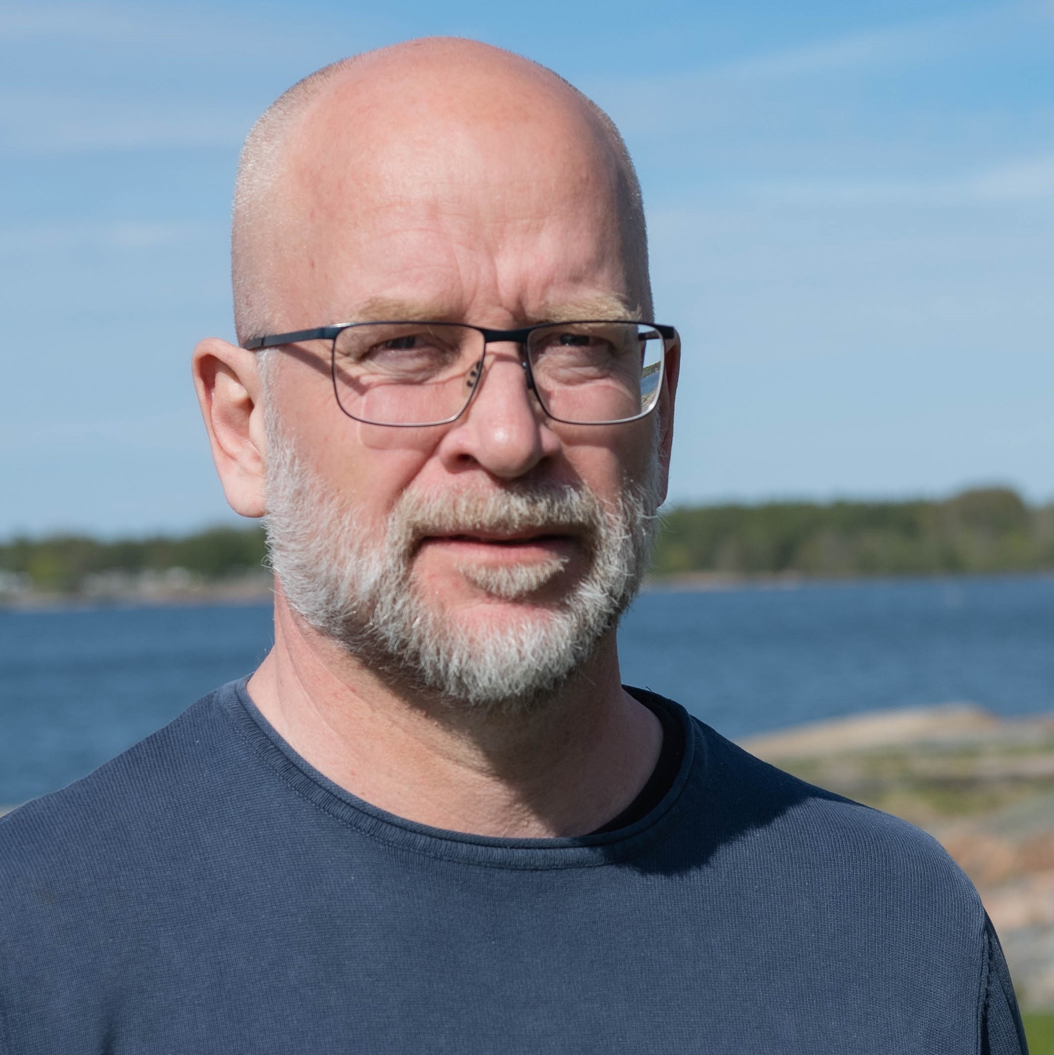 Porträttfoto av Stefan Larsson