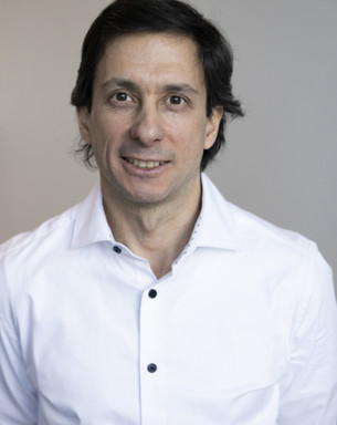Portrait photo of Francisco X Aguilar Cabezas