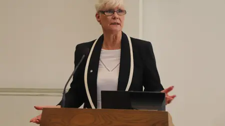 Christina Lunner-Kolstrup