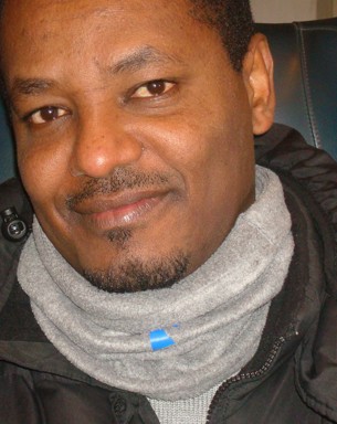 Portrait photo of Yonas Meheretu