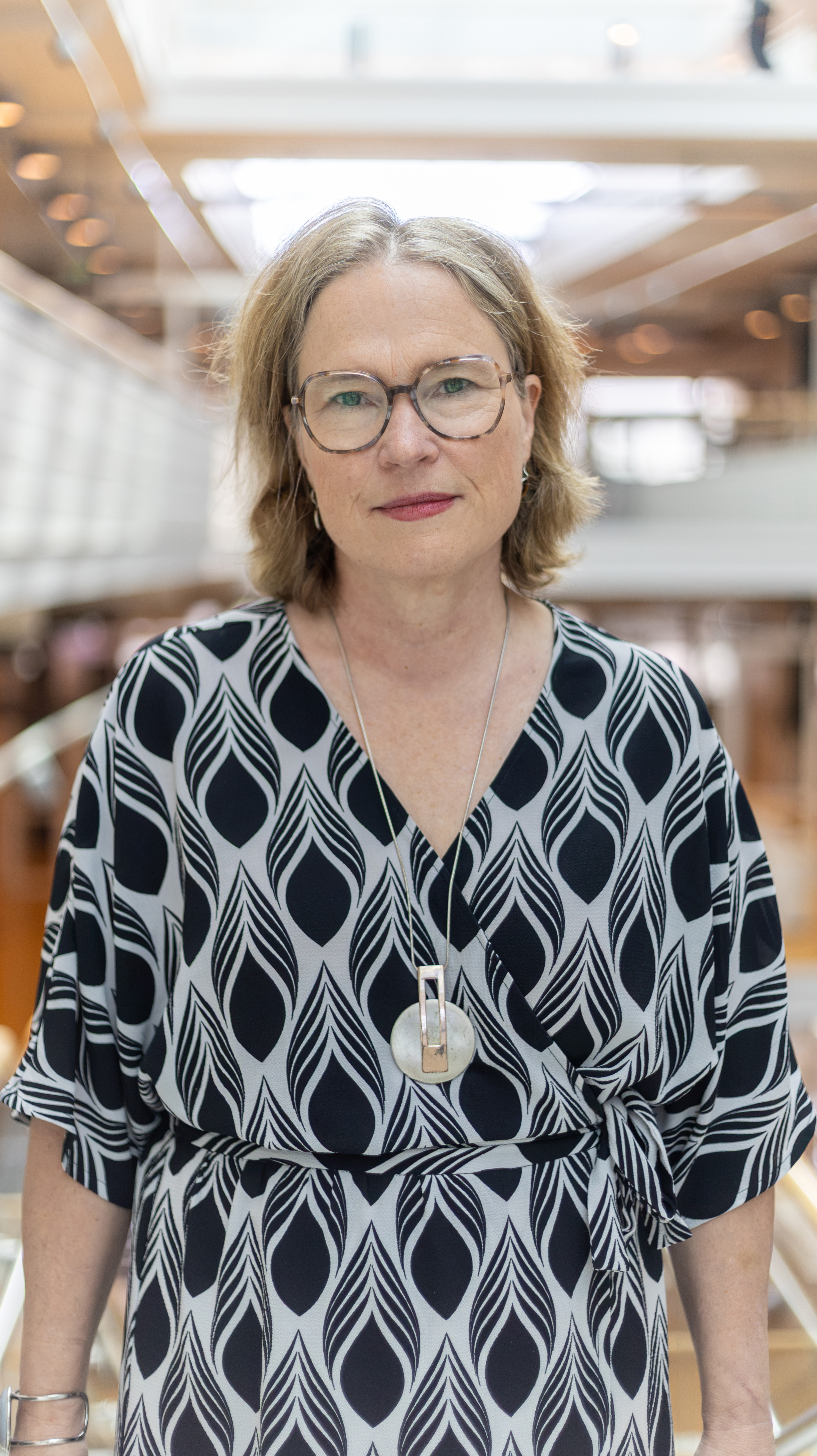 Porträttfoto av Maria Karlsson