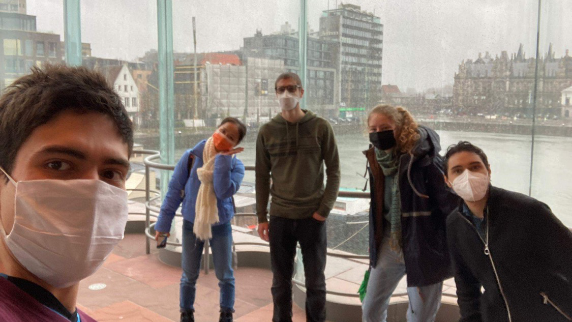 A group of students on a visit in Antwerpen