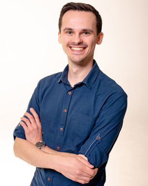 Portrait photo of Kamil Chojnowski