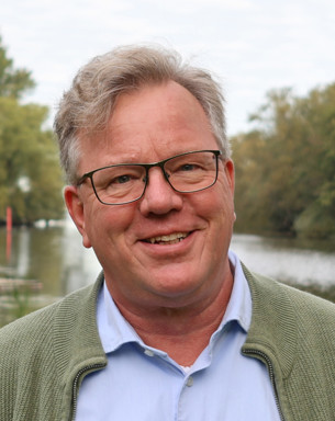Porträttfoto av Tobias Vrede