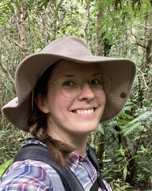 Portrait photo of Hanna Rogers