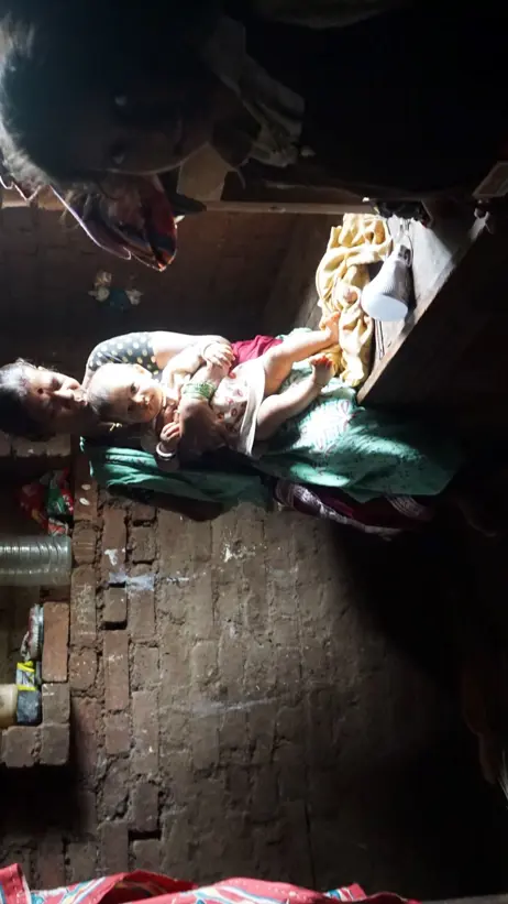 Intergenerationell omsorg på landsbygden i Maharasta, Indien och äldre som äldre som bor med sina barn i Puna, Indien