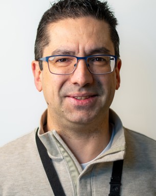 Portrait photo of Georgios Tzelepis