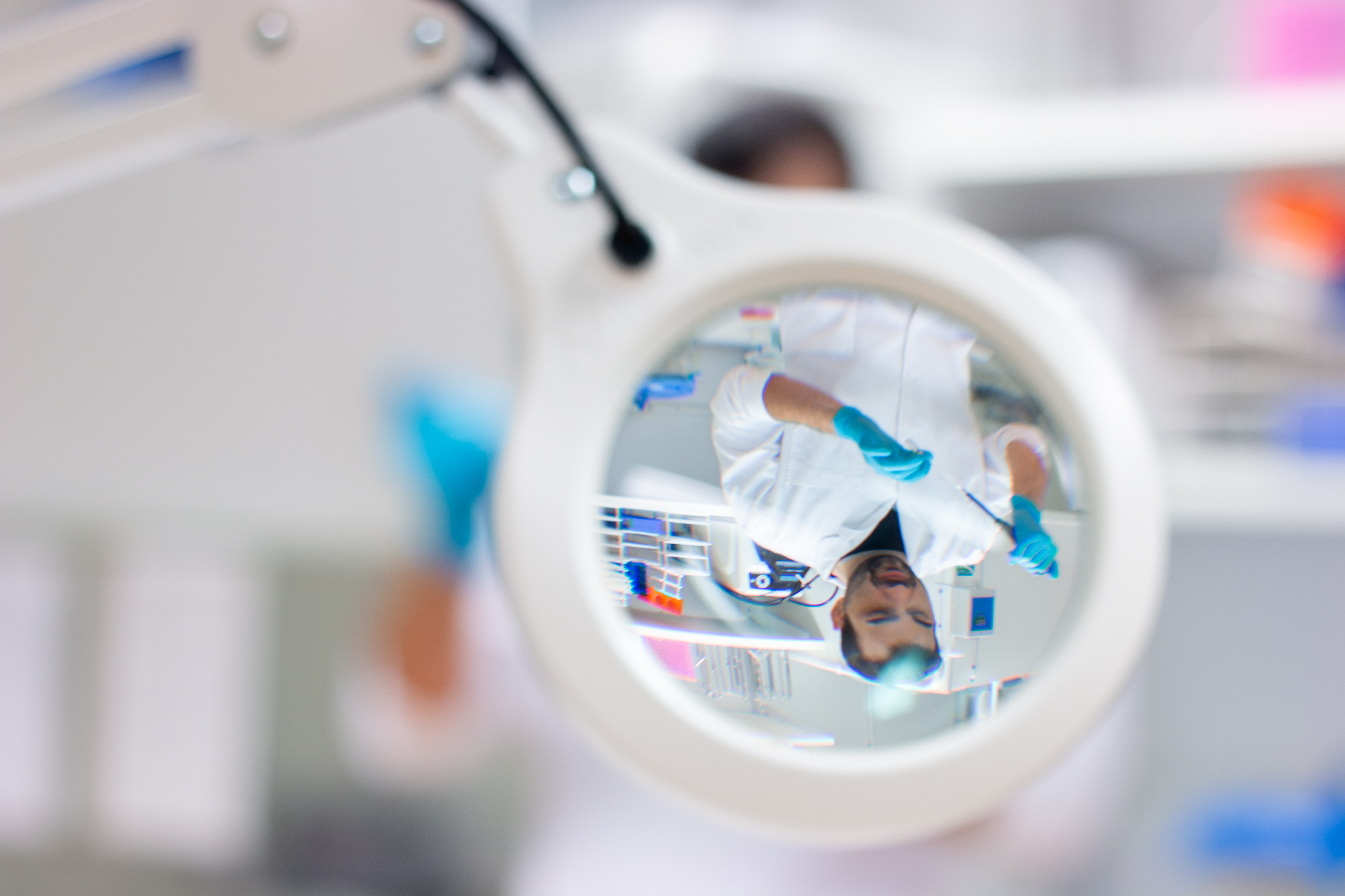 SLU-forskaren Homayoon Davam i labbet.