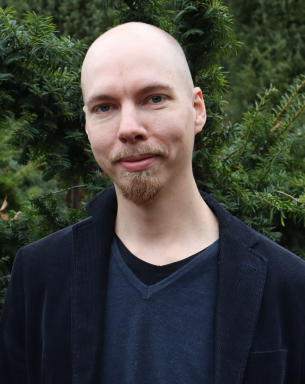 Portrait photo of Christofer Engberg Hydén