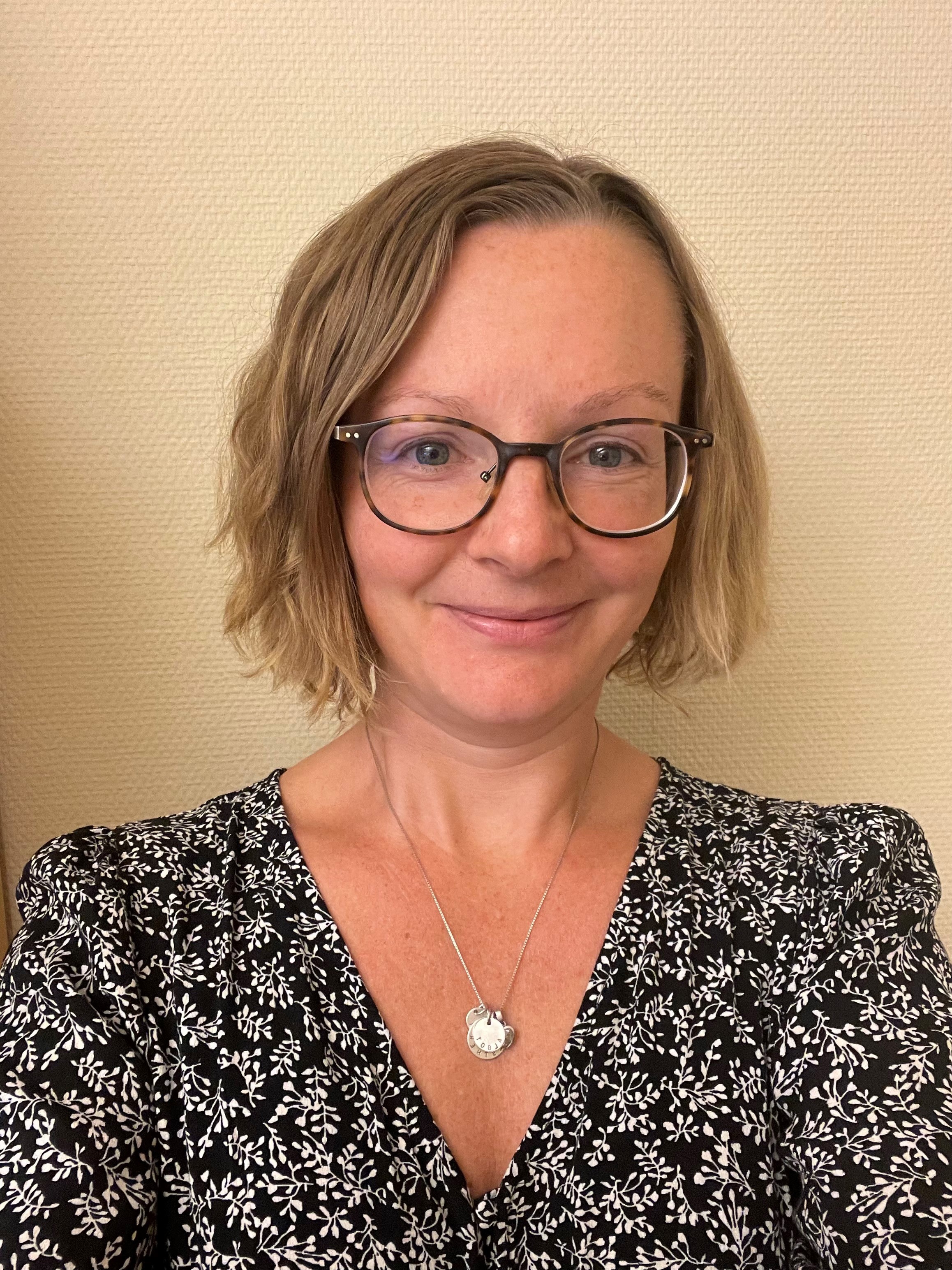 Porträttfoto av Mikaela Jardstedt