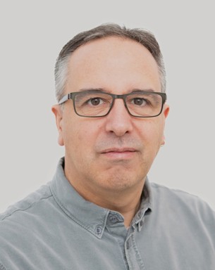 Portrait photo of Markus Schmid