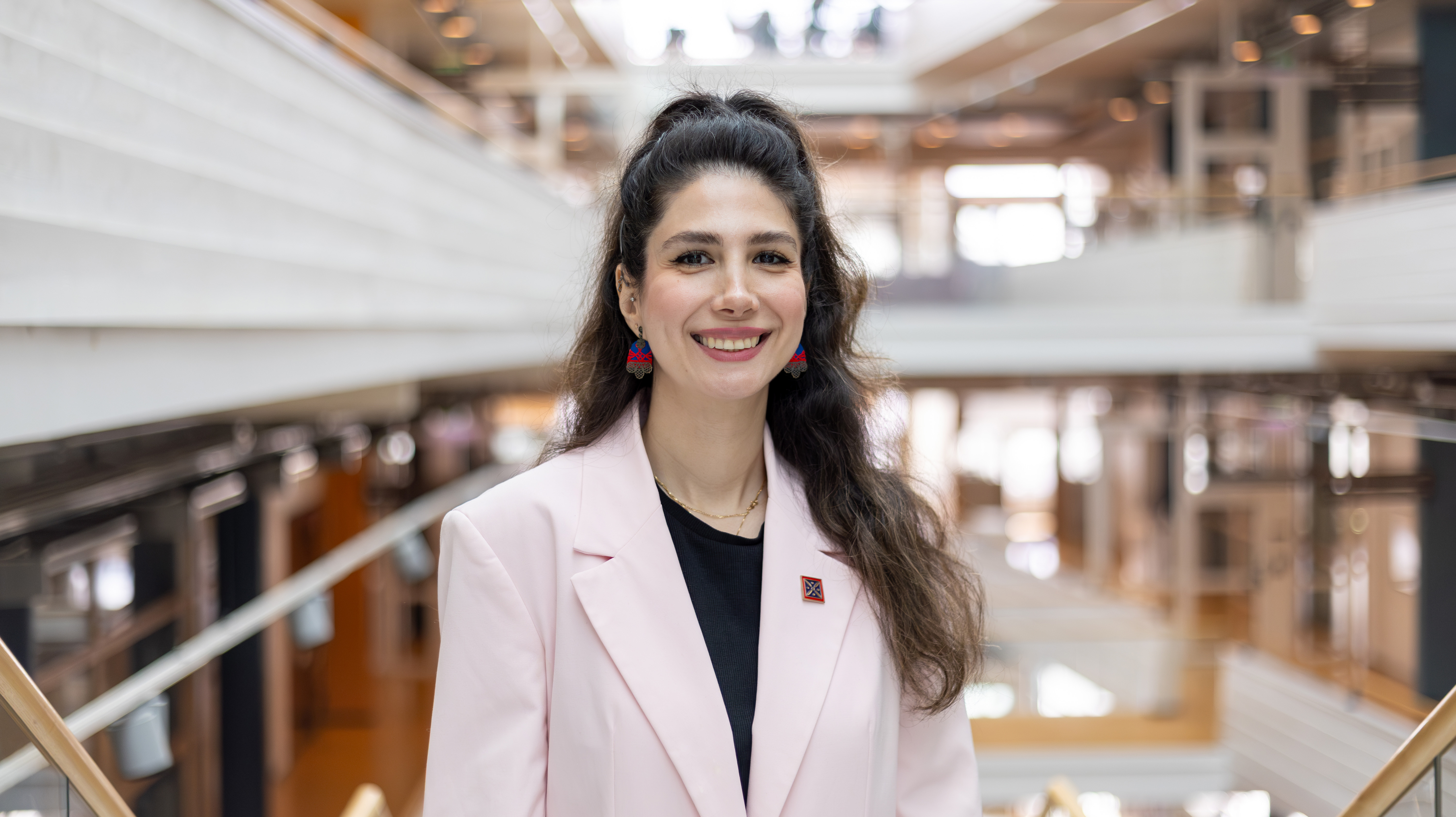 Porträttfoto av Anahit Nazari Ghadikolaei