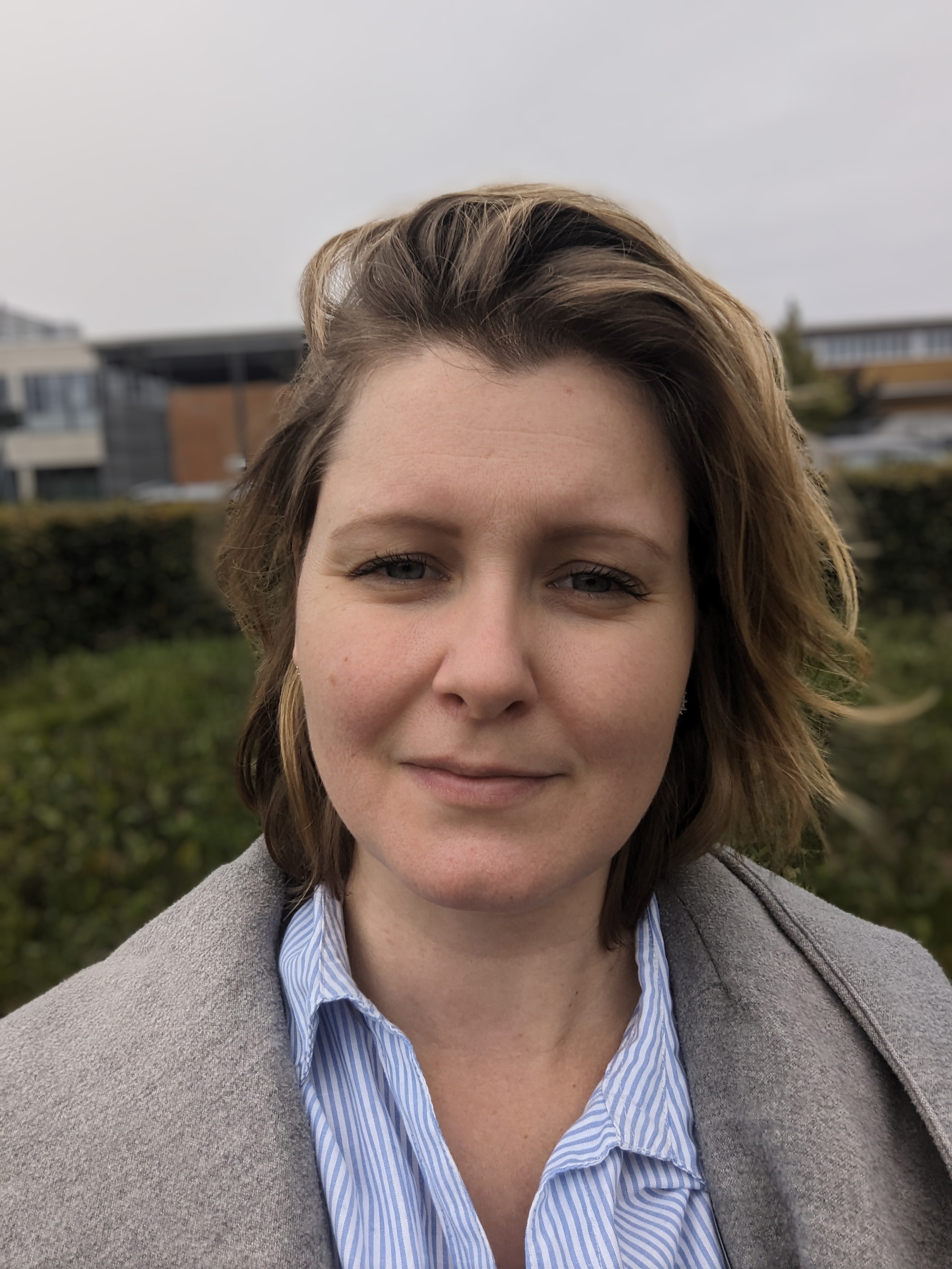 Portrait photo of Mia Hedlund