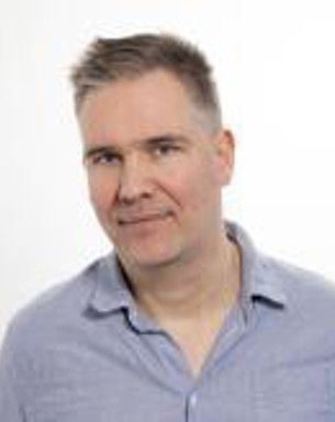 Portrait photo of Jens Rommel