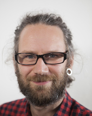 Porträttfoto av Fredrik Fernqvist
