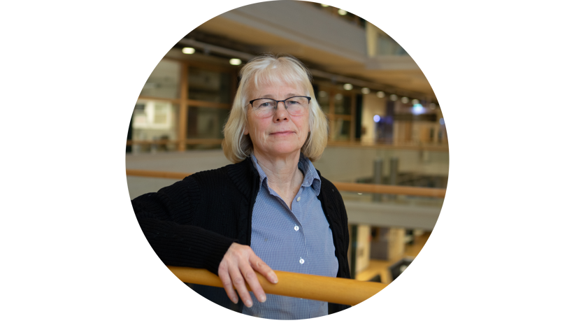 Porträttfoto av en kvinna (Ingrid Hansson, SLU) inomhus.