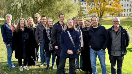 Gruppbild på deltagare i Uppdragsutbildningen