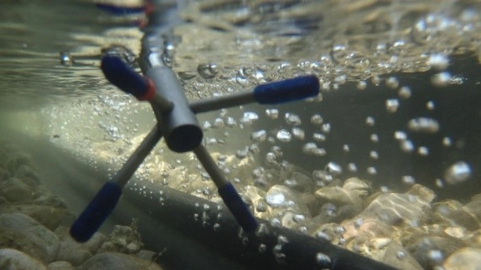 Turbulence measurements in running water. Photo: Marcus Klaus/SLU.