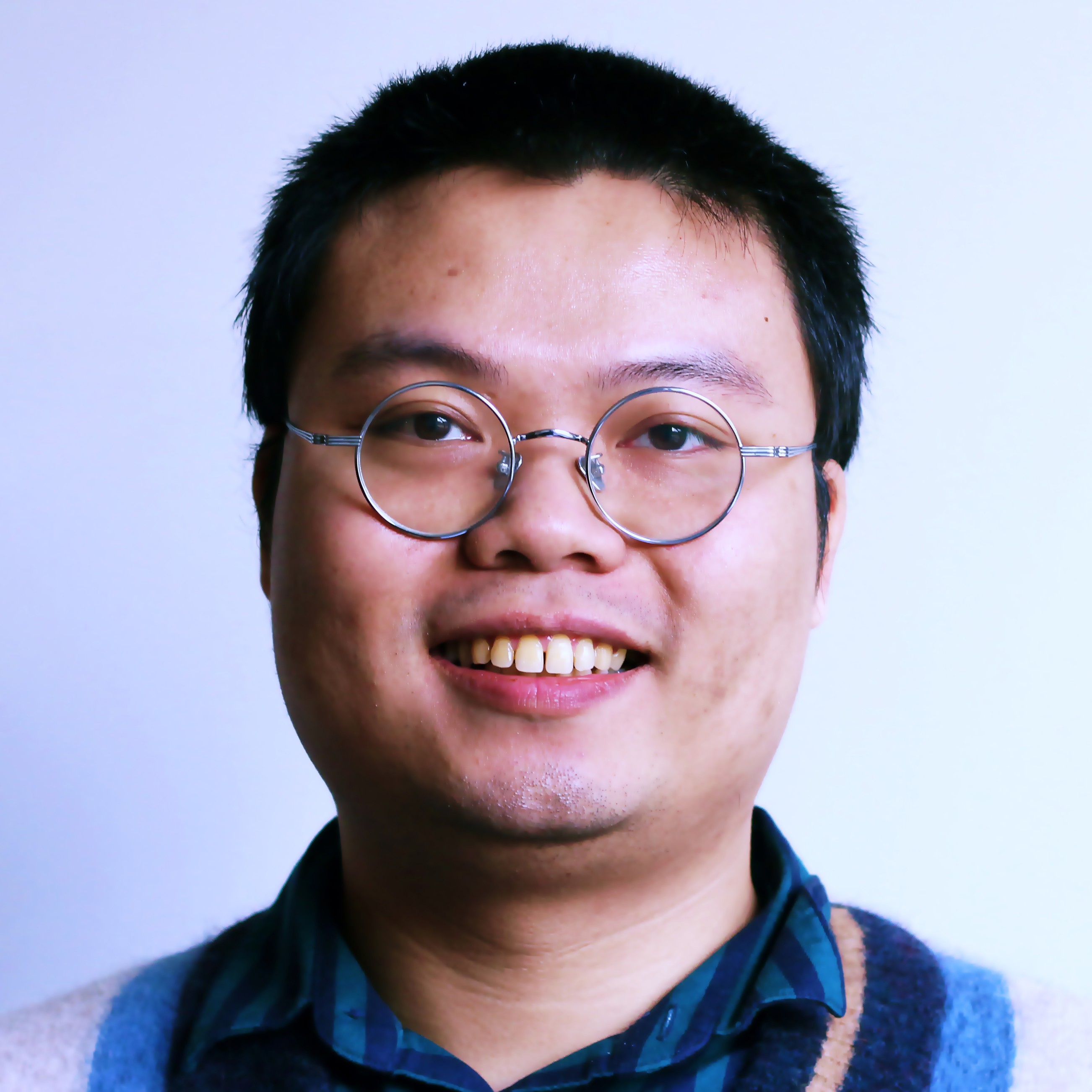 Portrait photo of Zhejian Cao