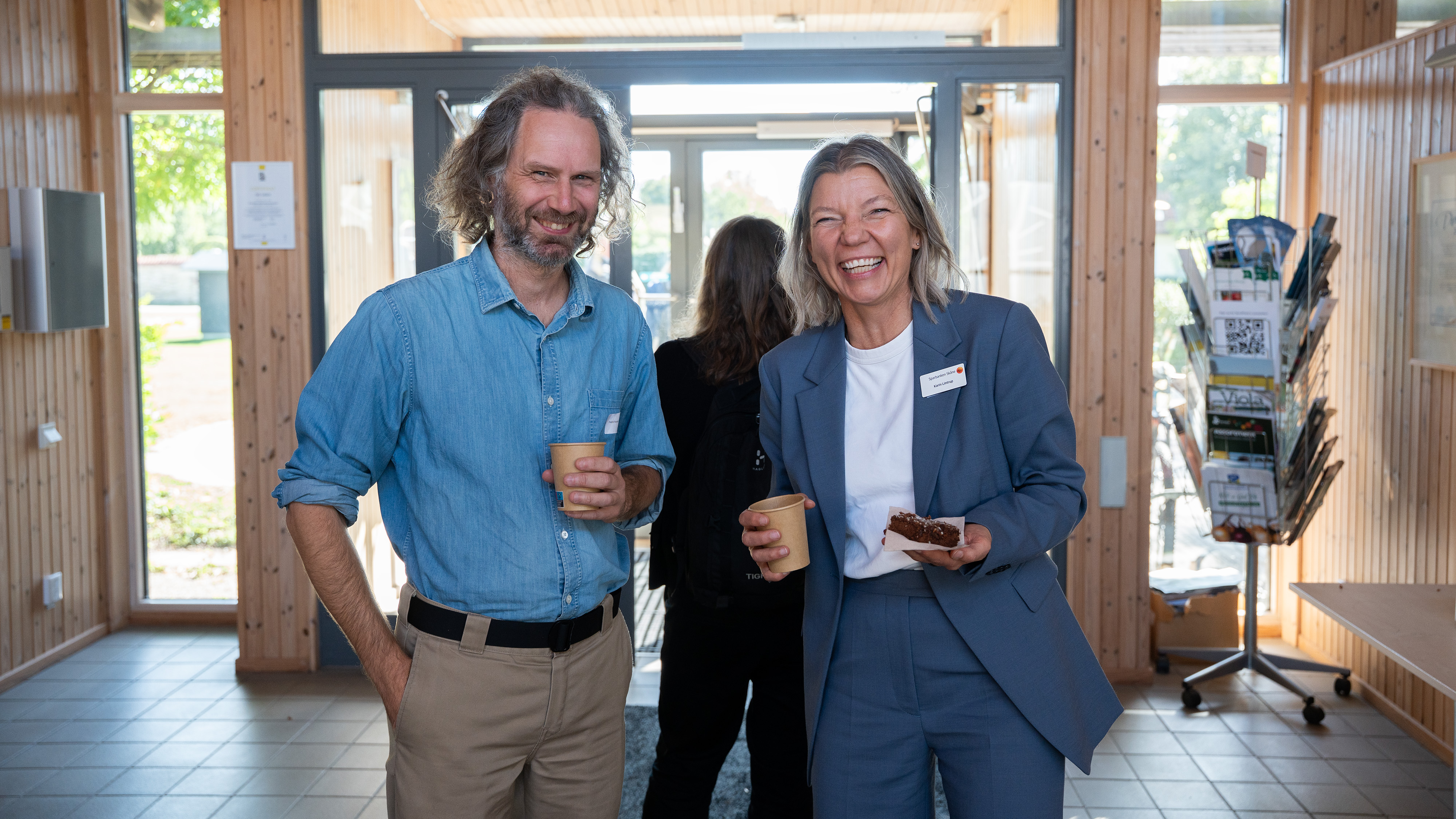 Photo of Fredrik Fernqvist and Karin Lintrup.