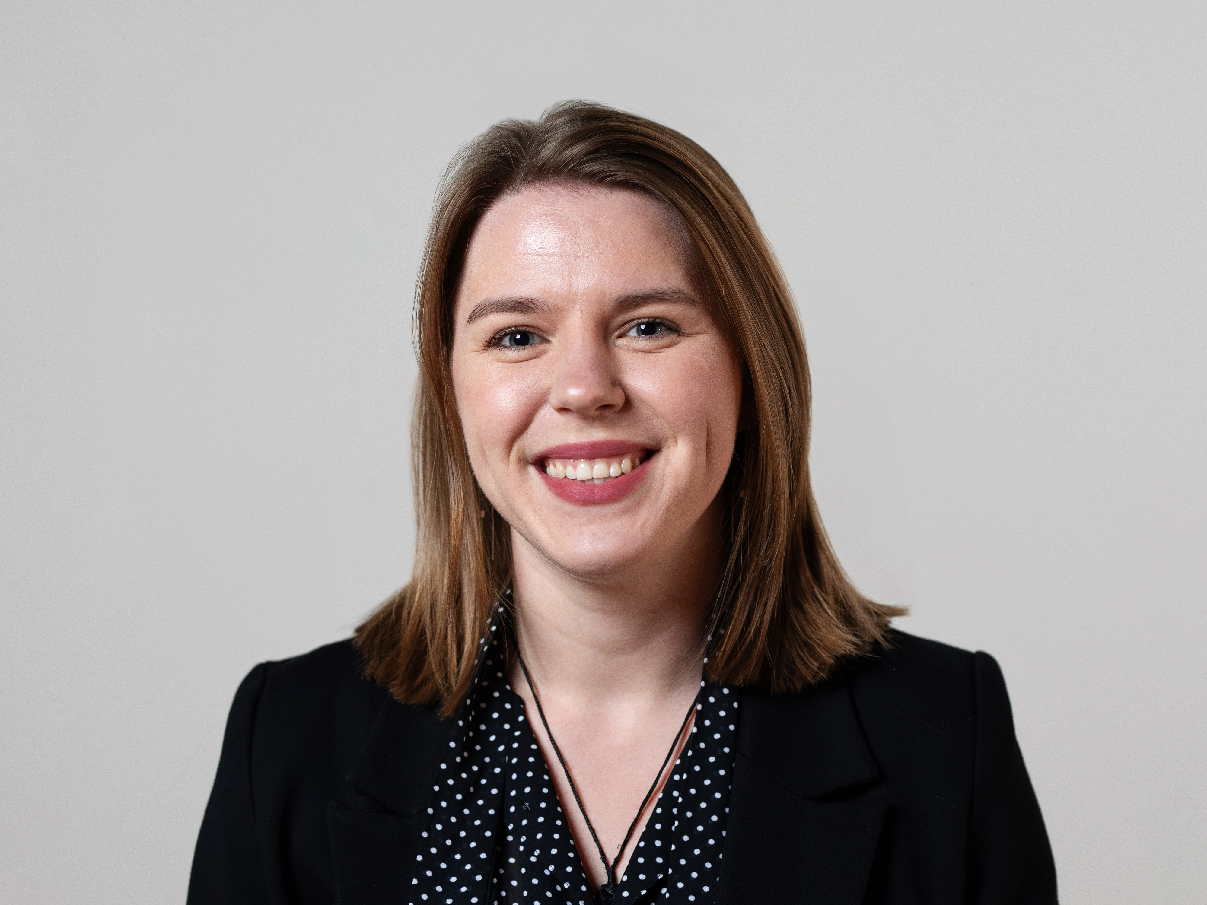 Portrait photo of Anna Kardailsky