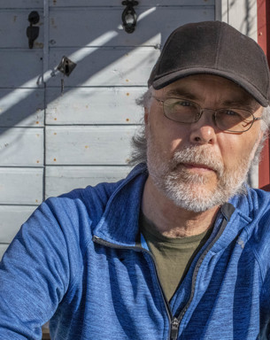 Porträttfoto av Johan Svensson
