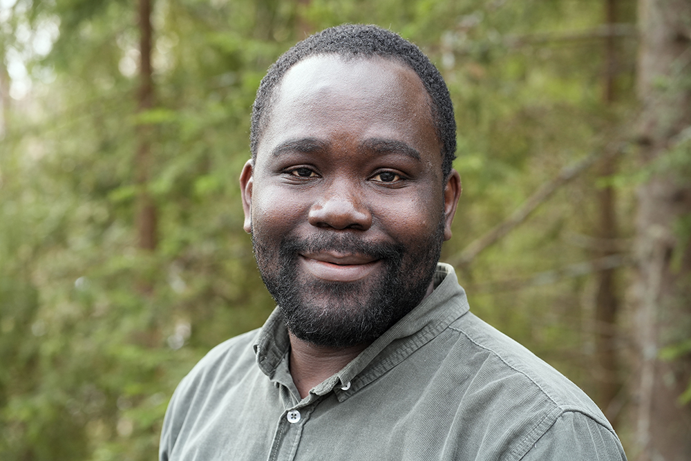 Porträttfoto av Mark Senanu Kudzordzi 