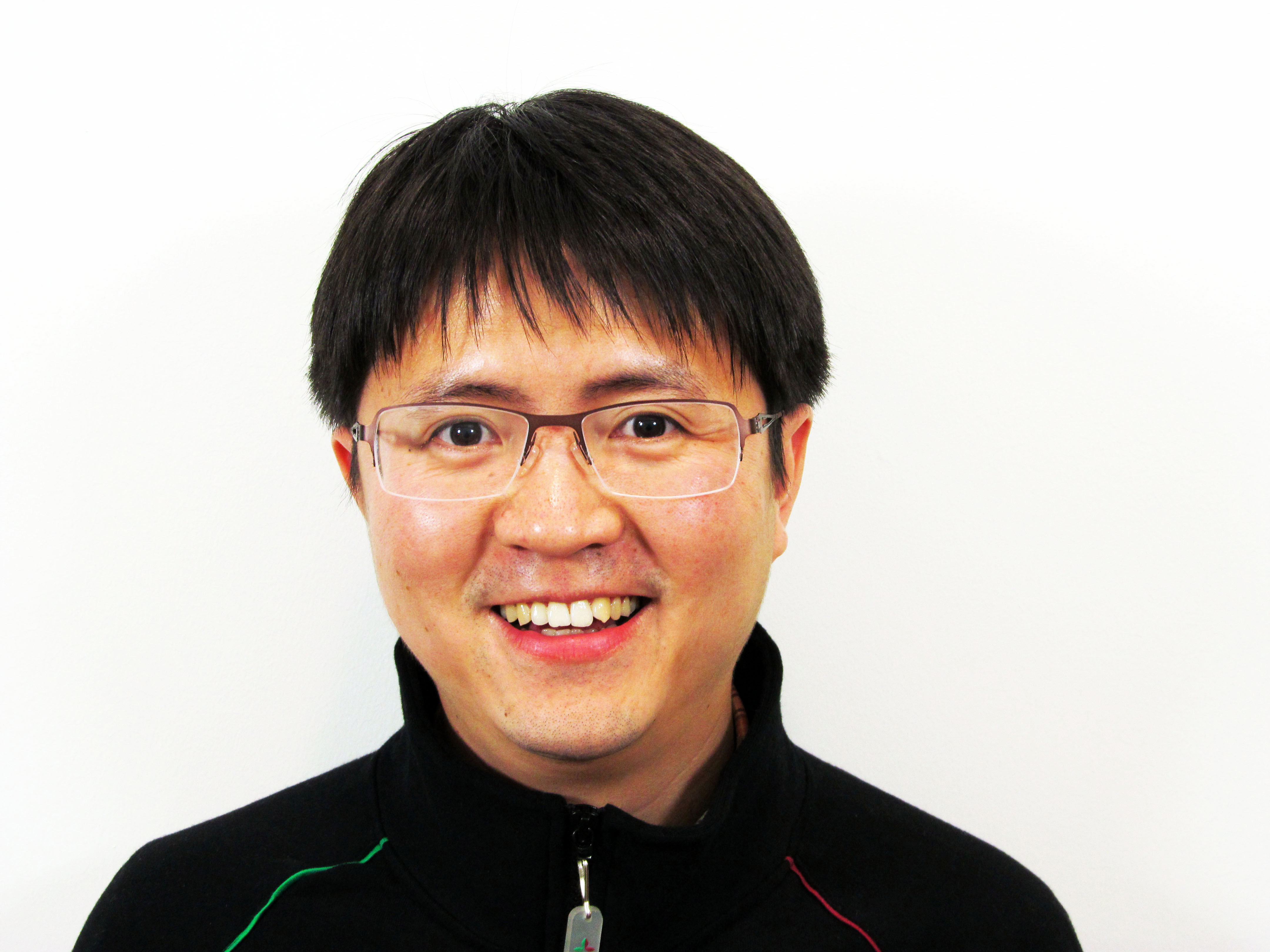 Portrait photo of Yu Song