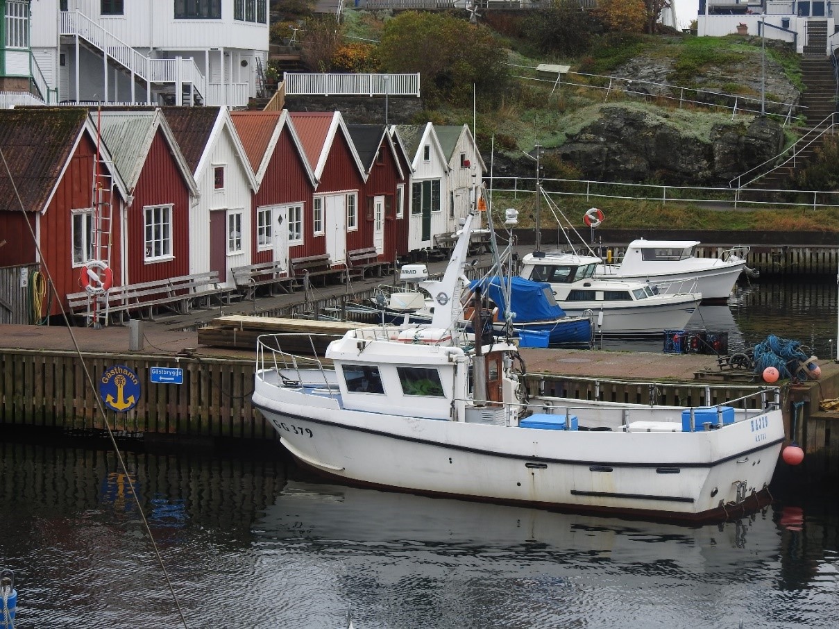 Enda kvarvarande yrkesfiskebåt på Åstol. Fotograf: Håkan Tunón
