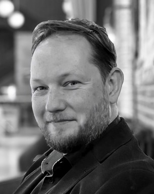 Porträttfoto av Henrik Jernstedt