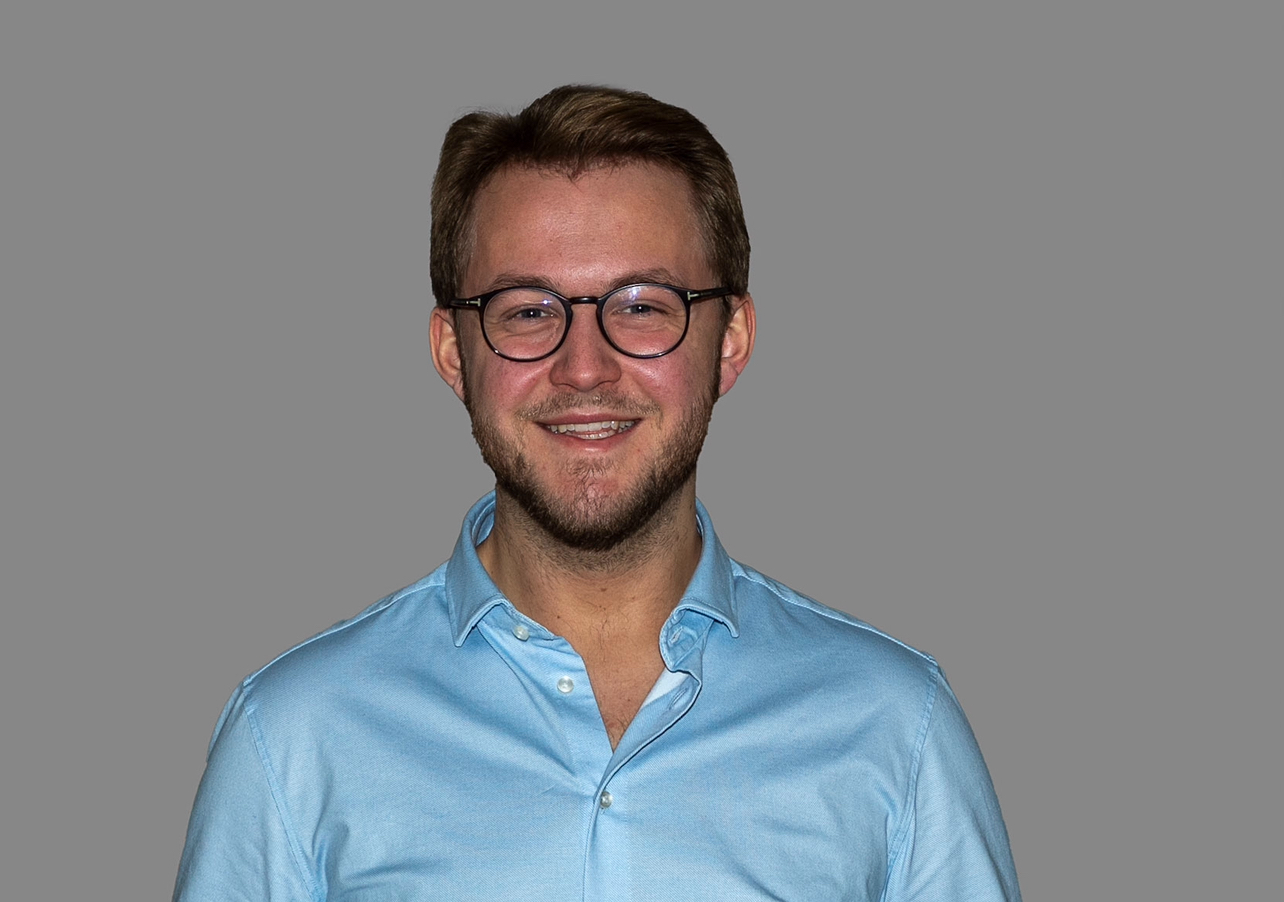 Porträttfoto av Victor Thomsen