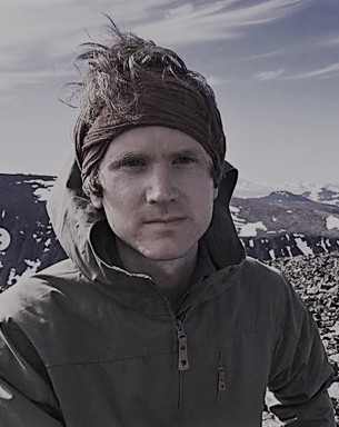 Portrait photo of Linus Rosén