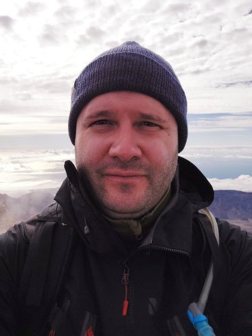 Portrait photo of Attila Szabò