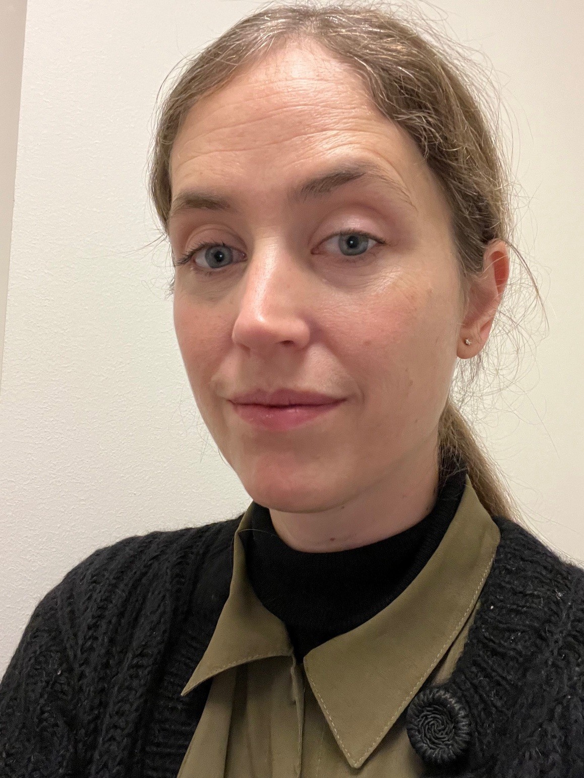 Portrait photo of Julia Darlison